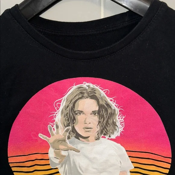 Stranger Things Cropped Tee - Picture 4 of 12